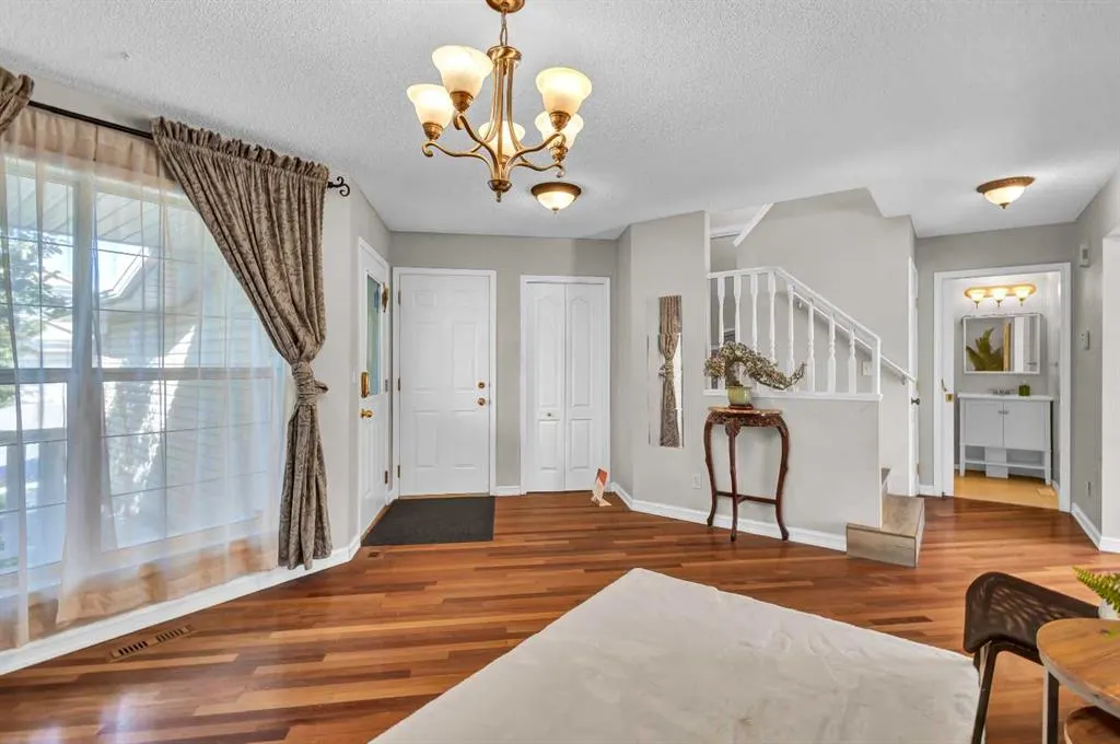 14 Arbour Stone Rise NW