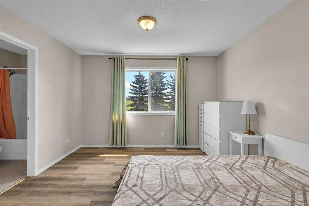 14 Arbour Stone Rise NW