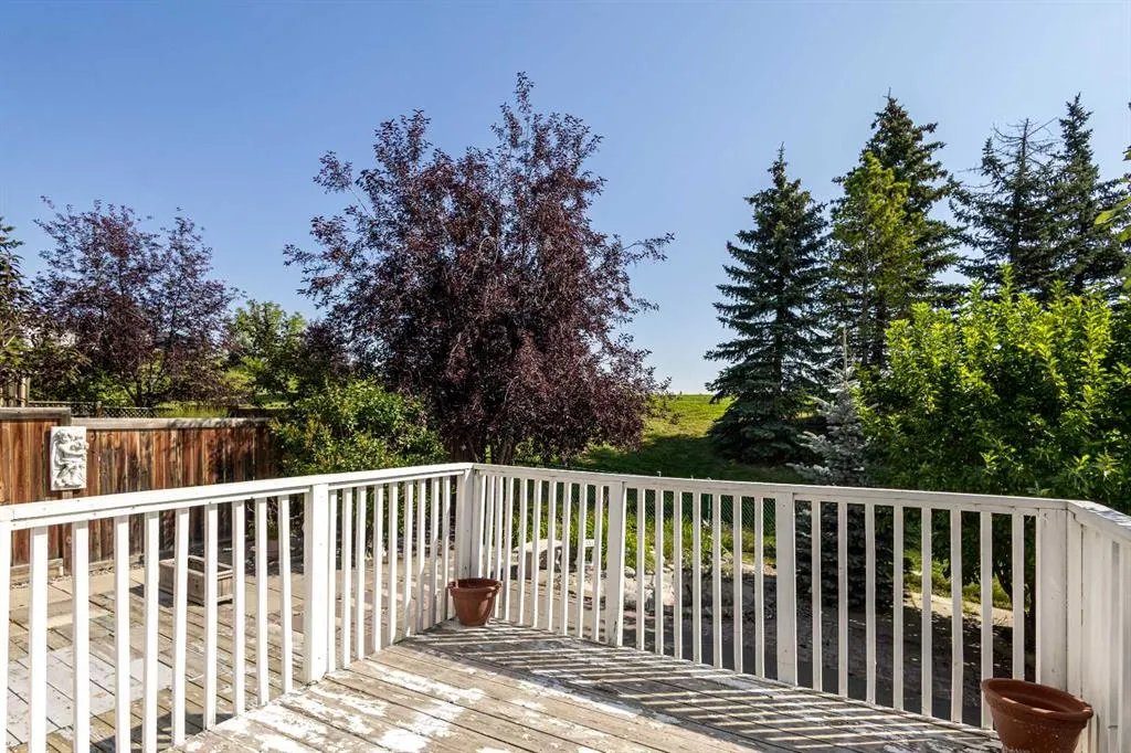 14 Arbour Stone Rise NW