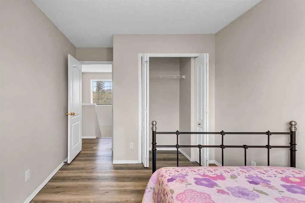 14 Arbour Stone Rise NW