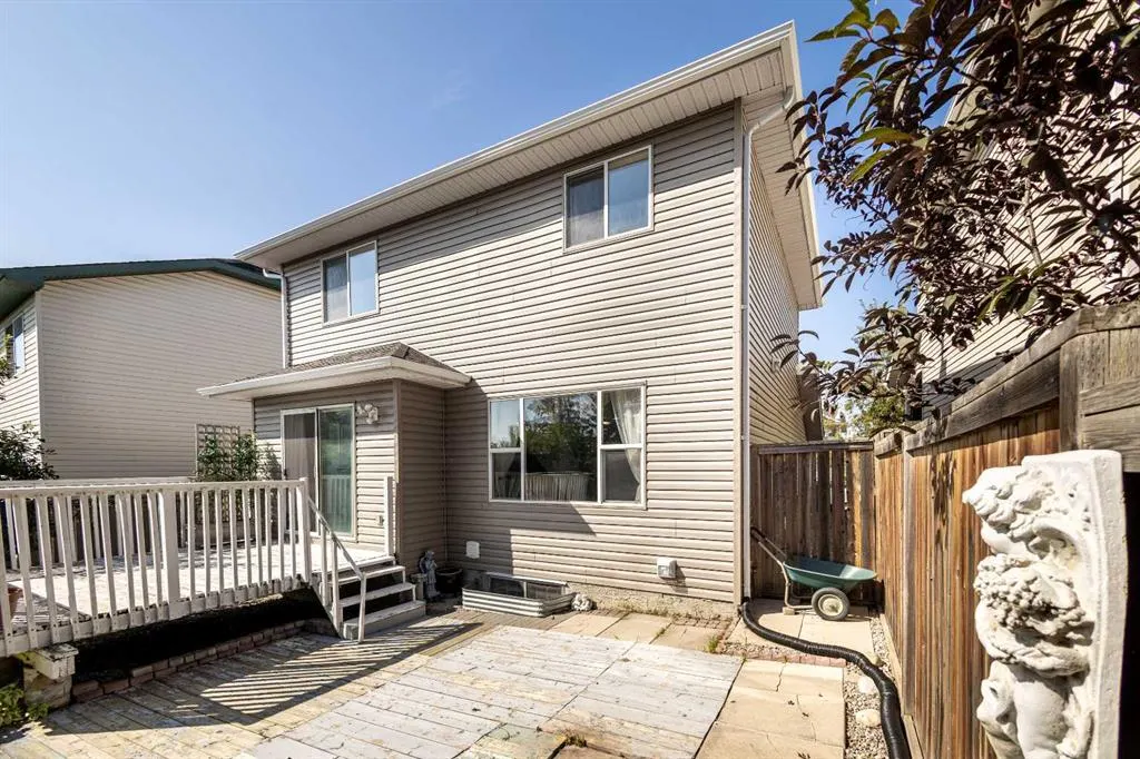 14 Arbour Stone Rise NW