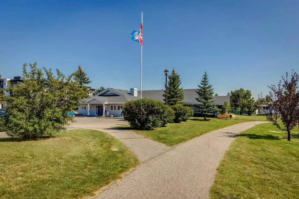 99 Arbour Lake Road NW, #101