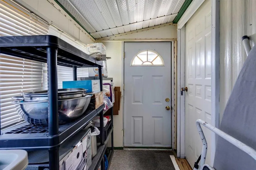 99 Arbour Lake Road NW, #101