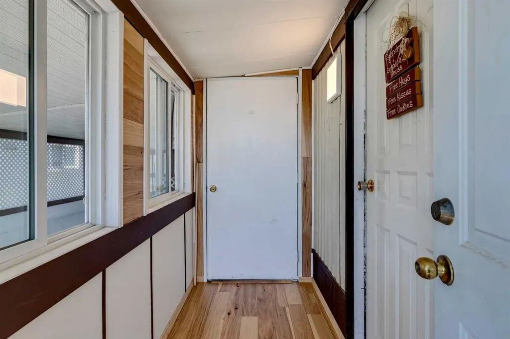 99 Arbour Lake Road NW, #101