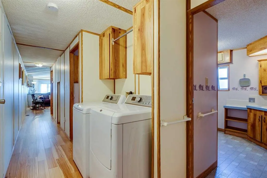 99 Arbour Lake Road NW, #101