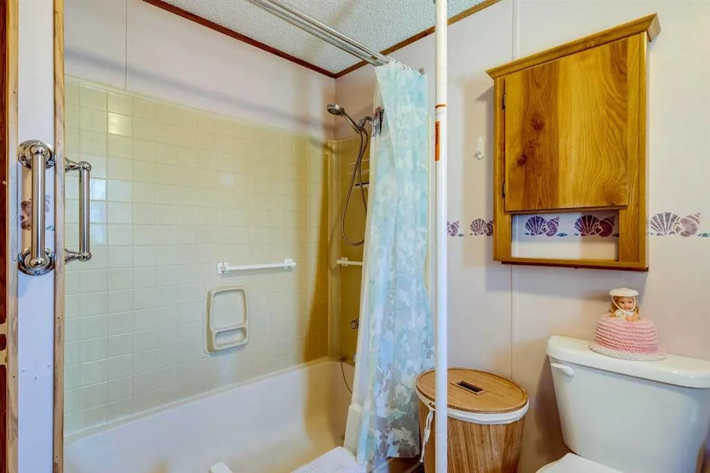 99 Arbour Lake Road NW, #101