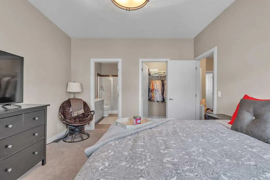 265 Silverado Plains Park SW