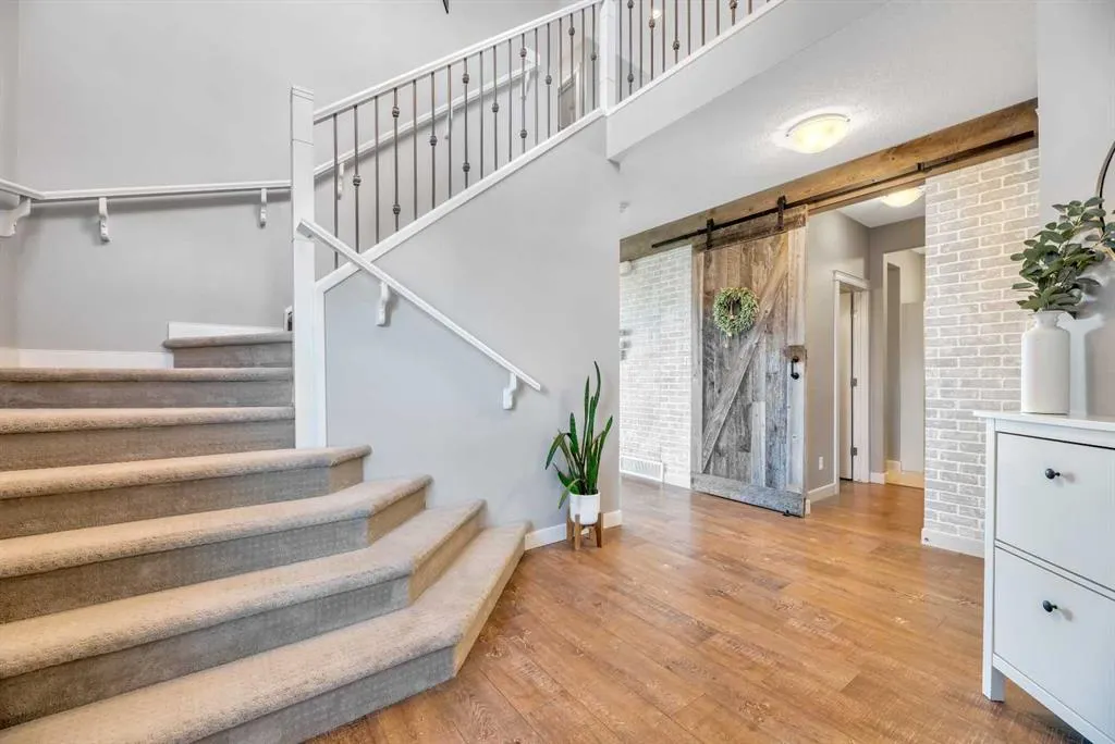 21 Ranchers Crescent