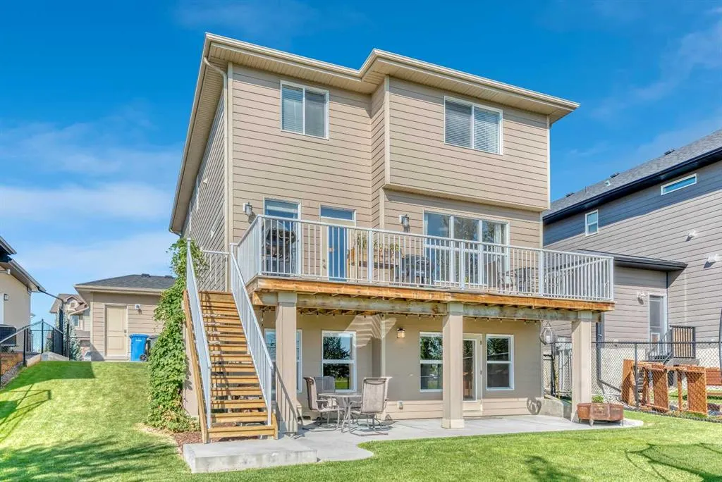 21 Ranchers Crescent