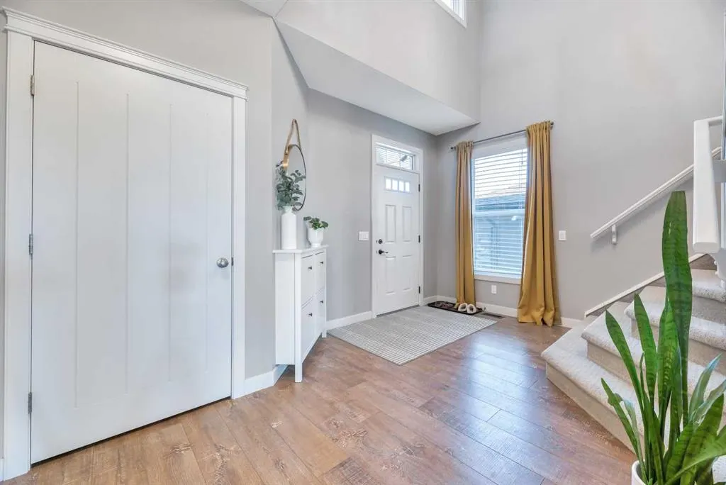 21 Ranchers Crescent