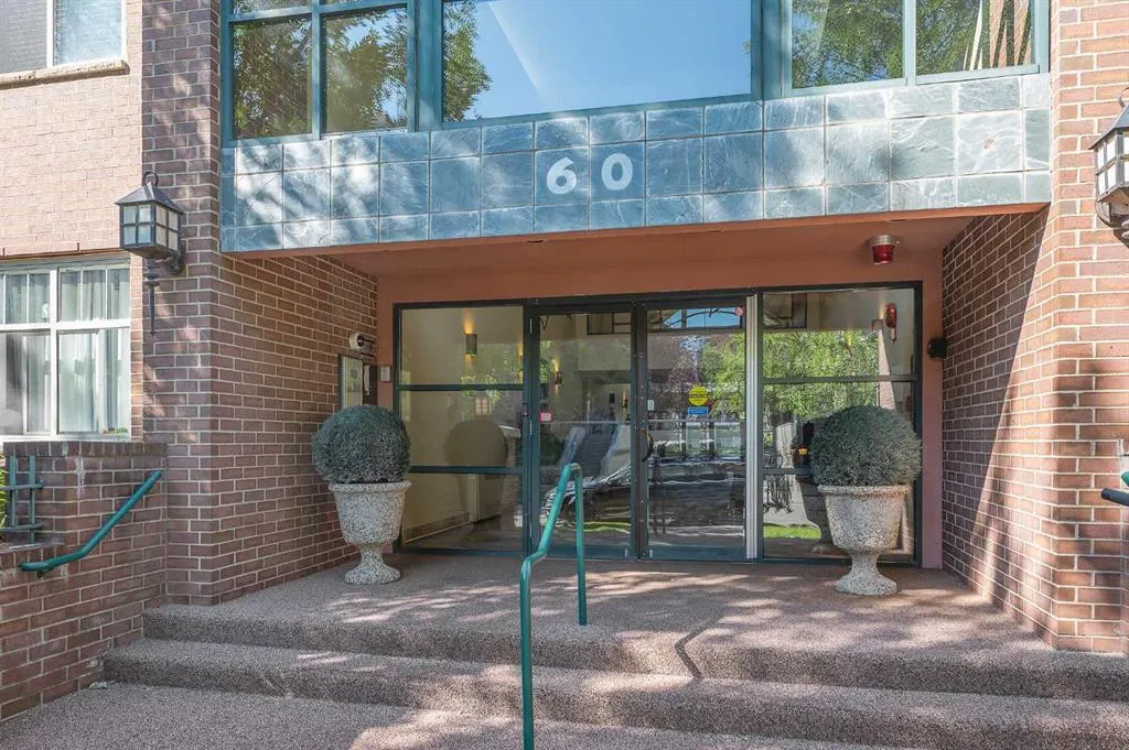 60 24 Avenue SW, #401