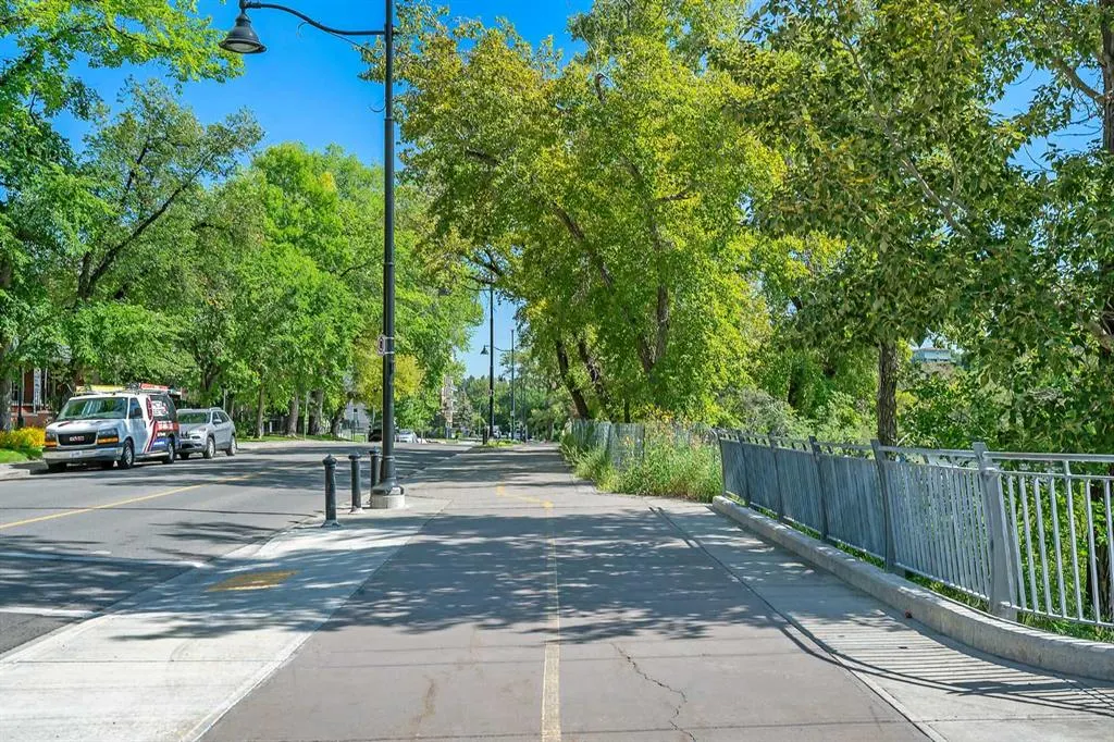 60 24 Avenue SW, #401