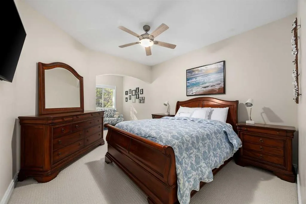 100 Cooper's Common SW, #137