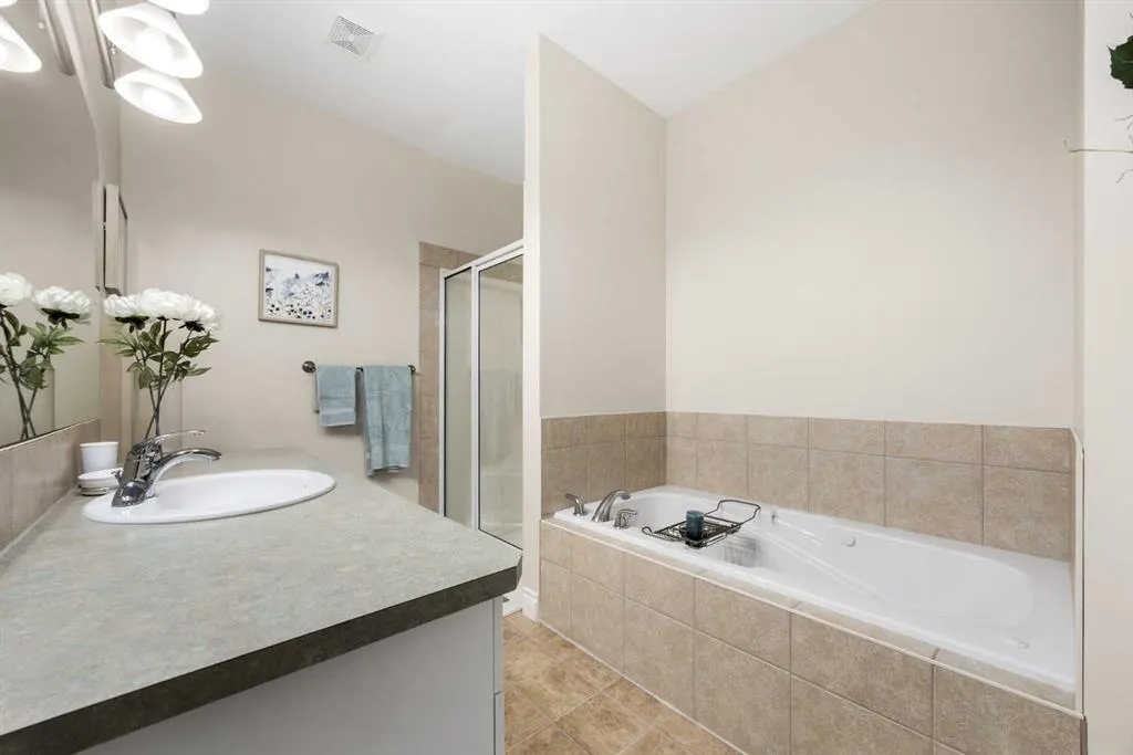 100 Cooper's Common SW, #137
