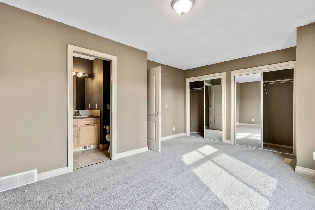 131 Strathcona Circle