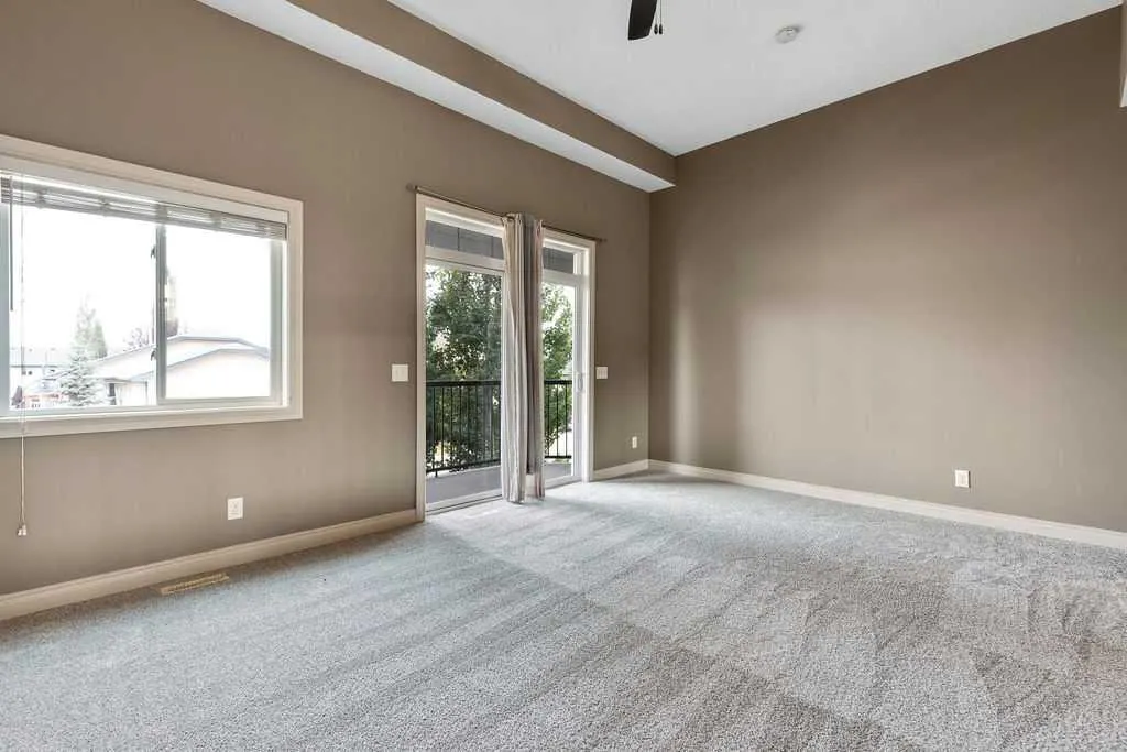 131 Strathcona Circle