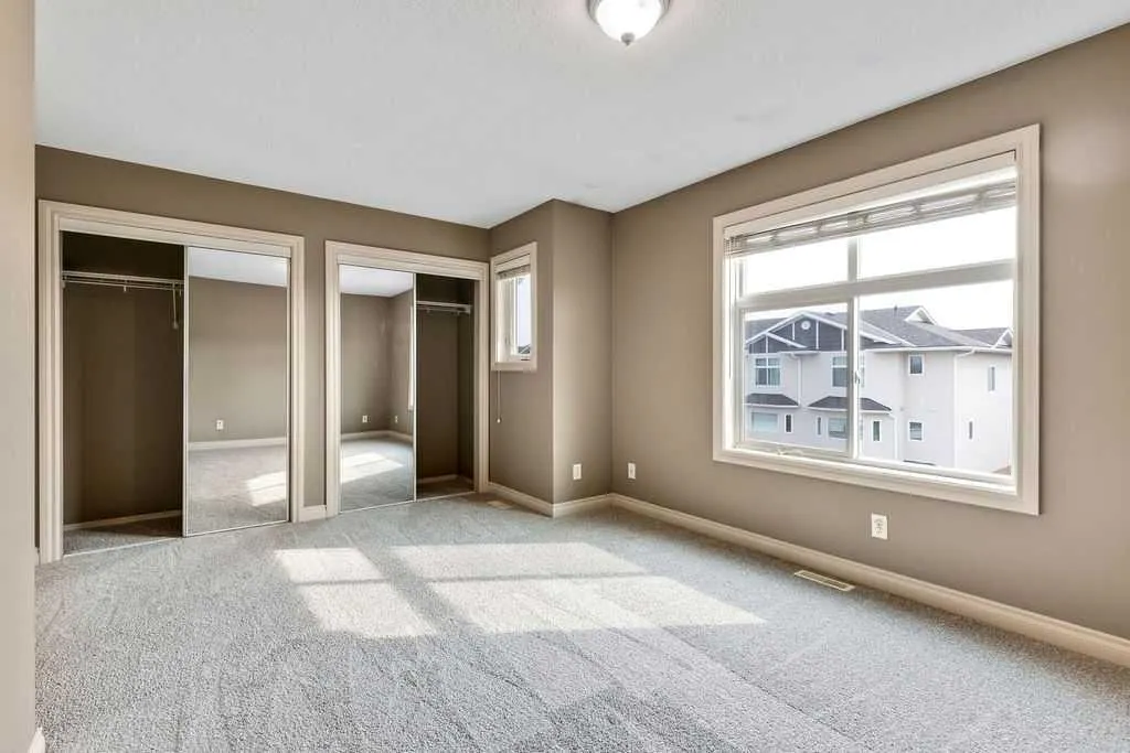 131 Strathcona Circle