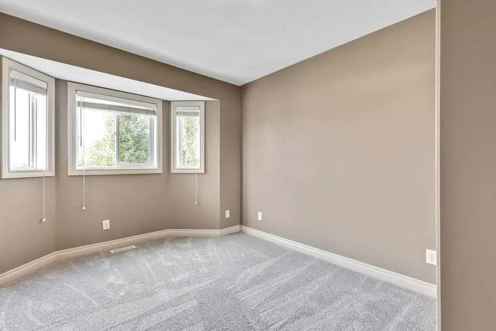 131 Strathcona Circle