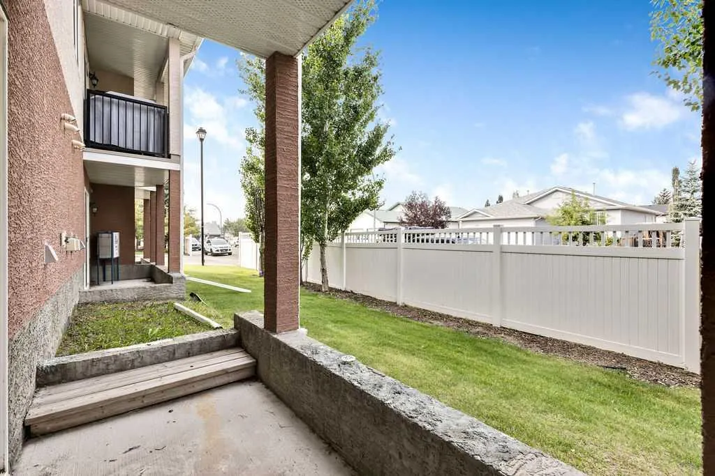 131 Strathcona Circle