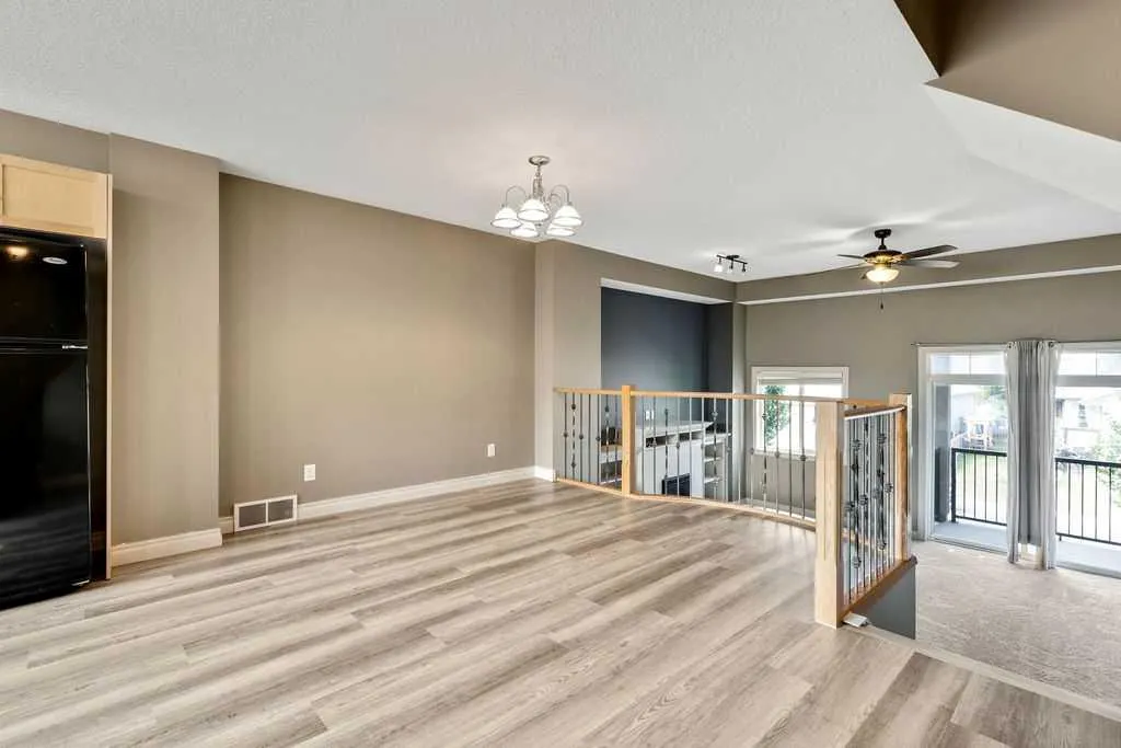 131 Strathcona Circle