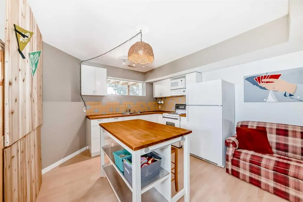 18 34 Avenue SW, ##1