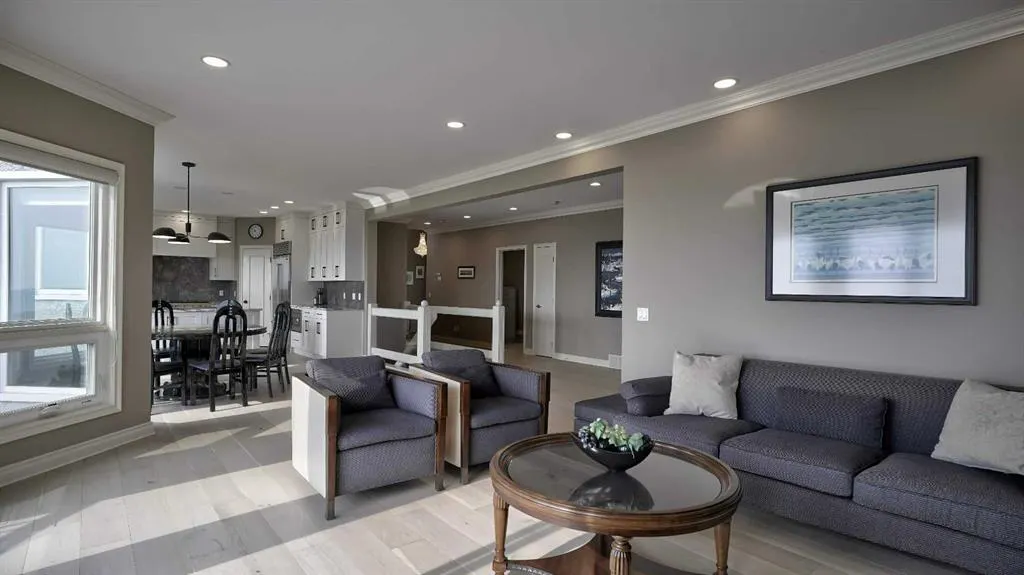 57 Edelweiss Point NW