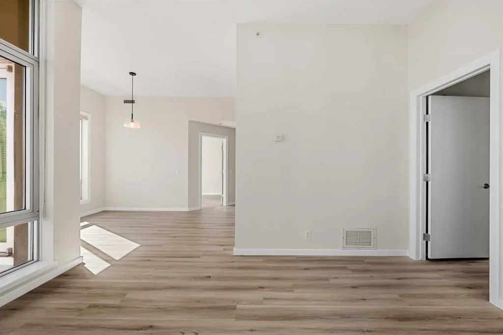 1410 1 Street SE, #2104