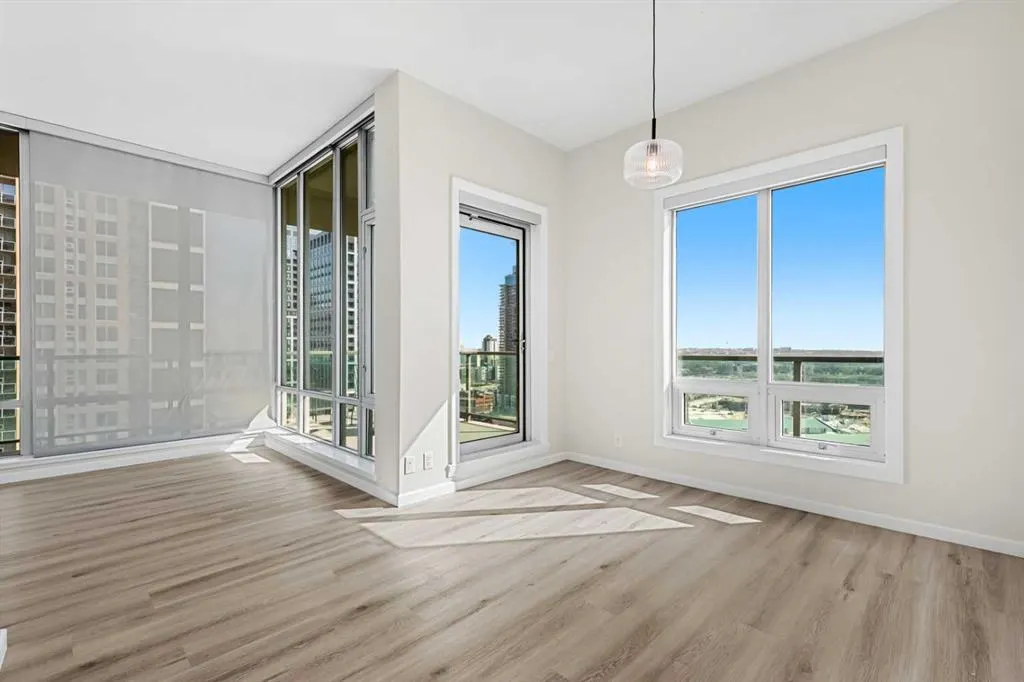 1410 1 Street SE, #2104