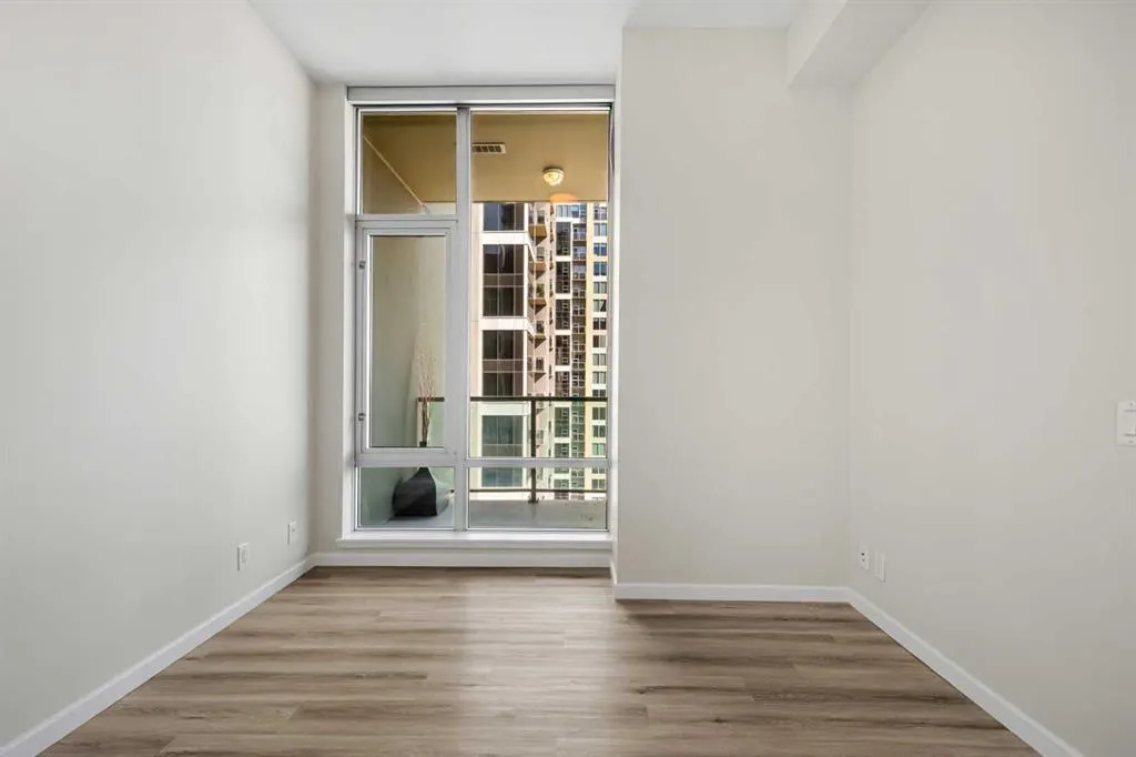 1410 1 Street SE, #2104