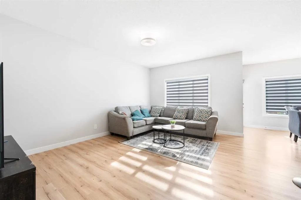 95 Cornerbrook Common NE