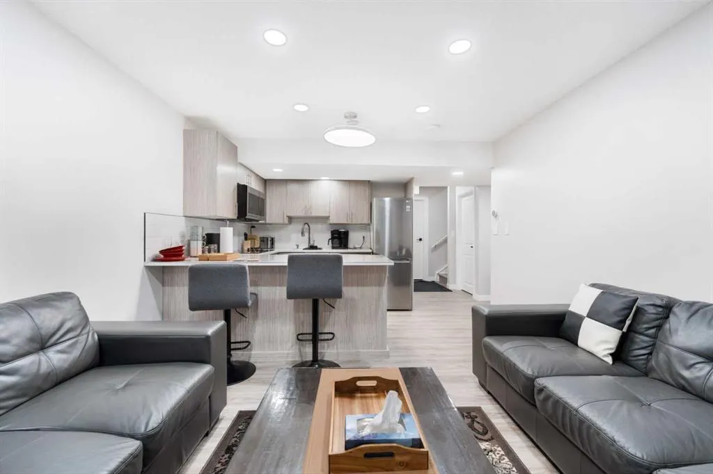 95 Cornerbrook Common NE