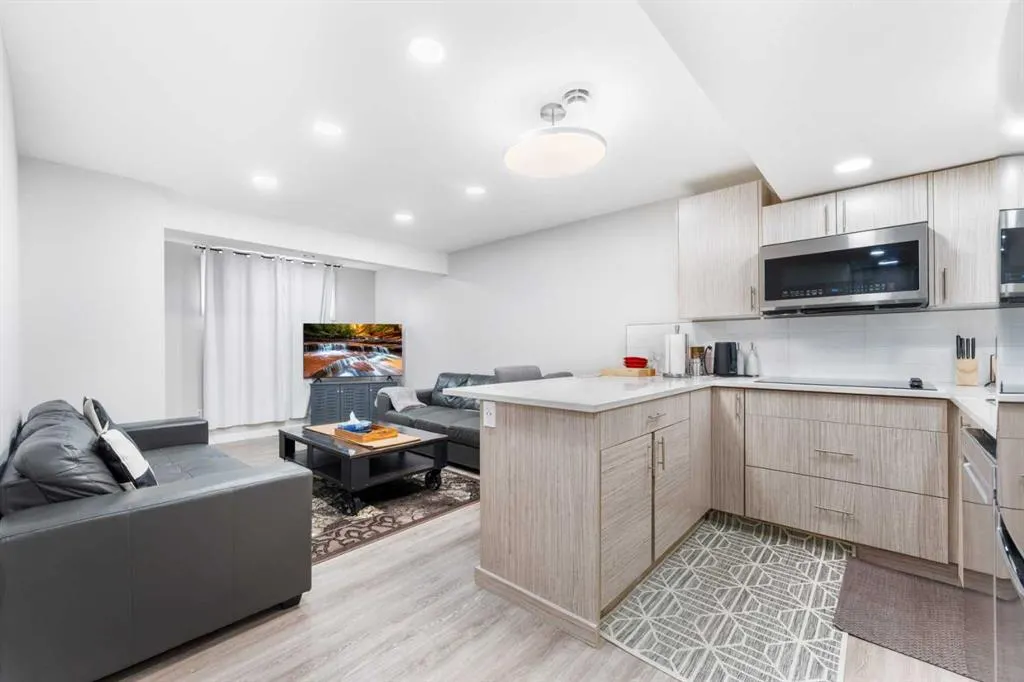 95 Cornerbrook Common NE