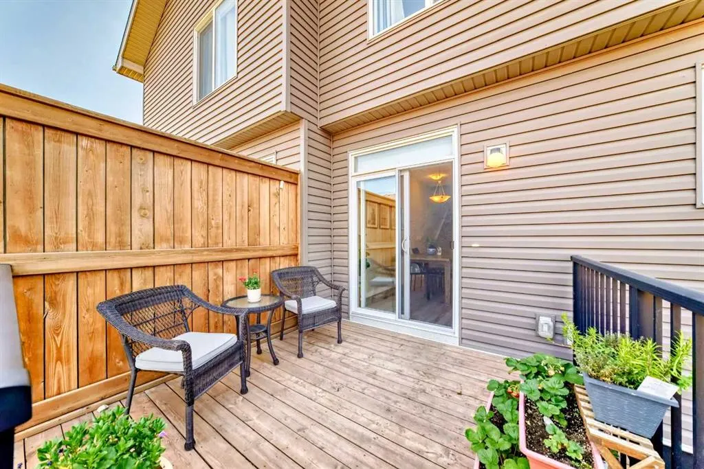 72 Legacy Glen Street SE