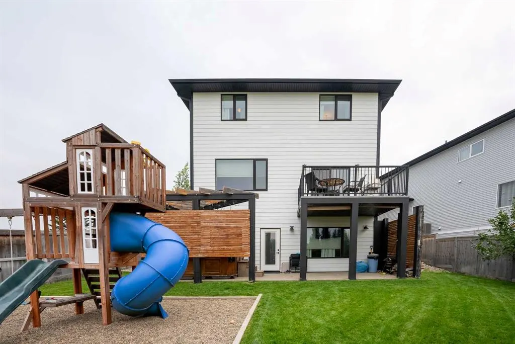 421 Rivergrove Chase W