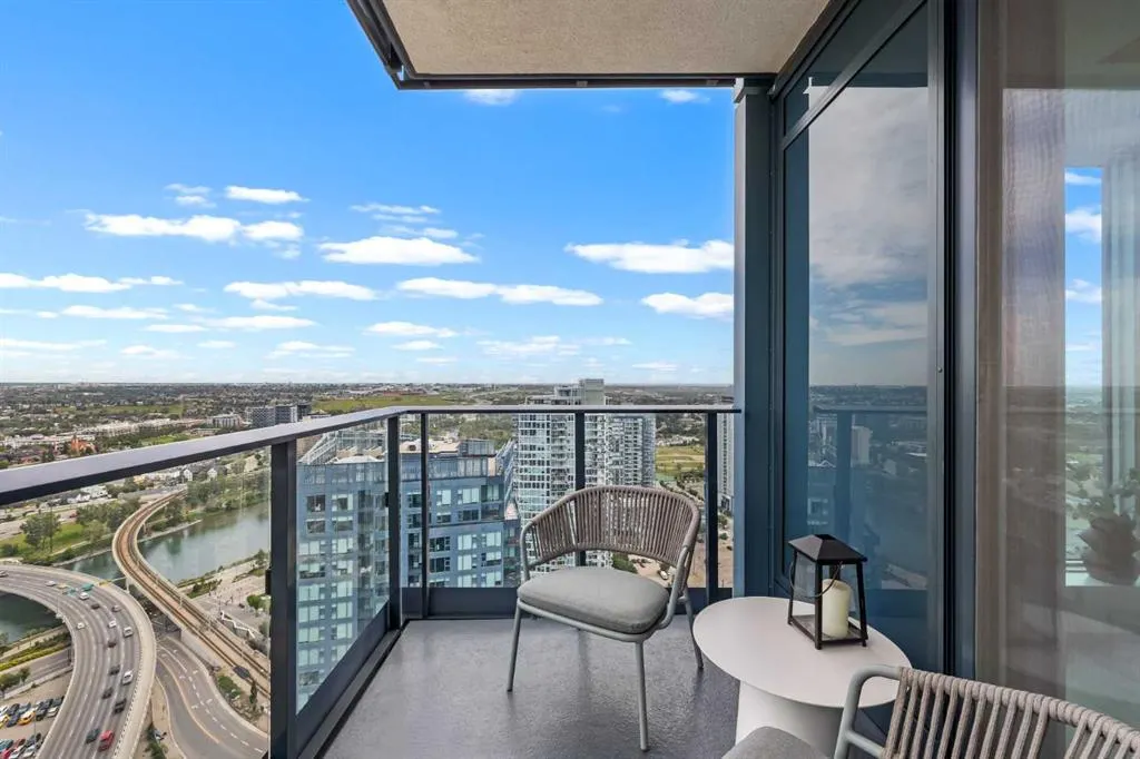 530 3 Street SE, #2204