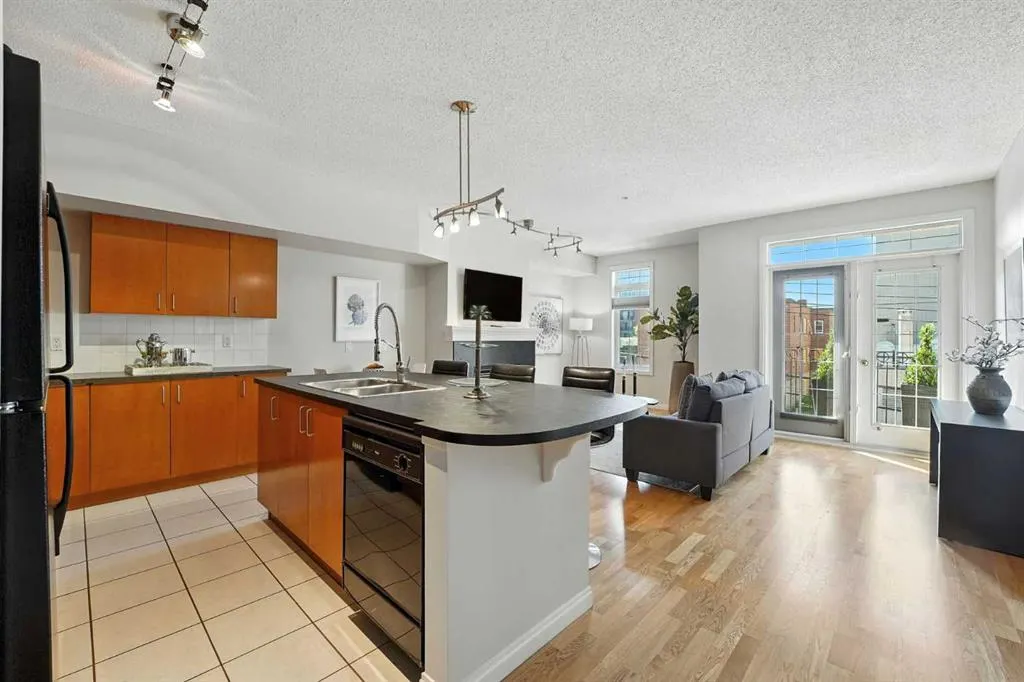 527 15 Avenue SW, #202