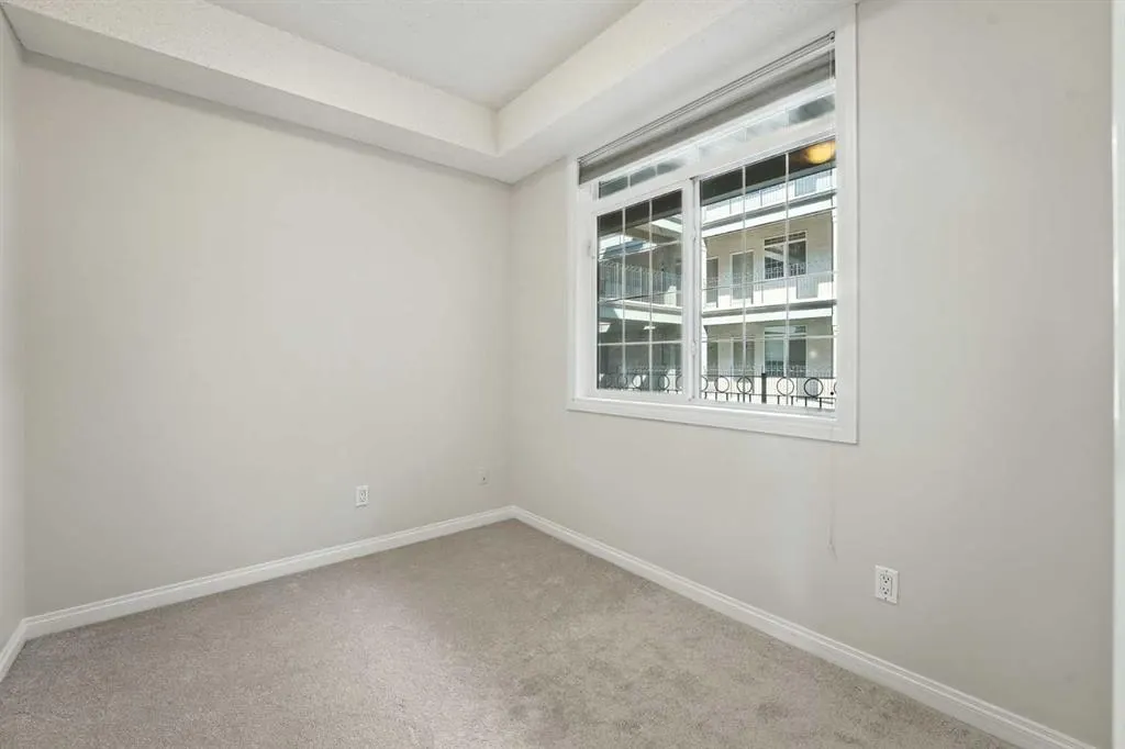 527 15 Avenue SW, #202