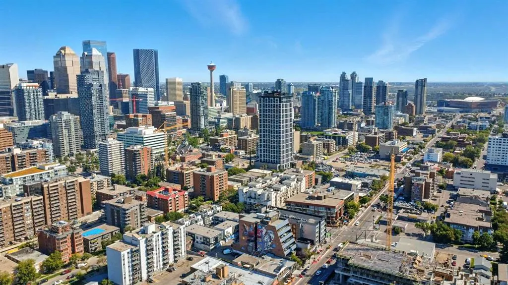 527 15 Avenue SW, #202
