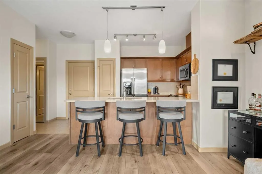 310 Mckenzie Towne Gate SE, #1403