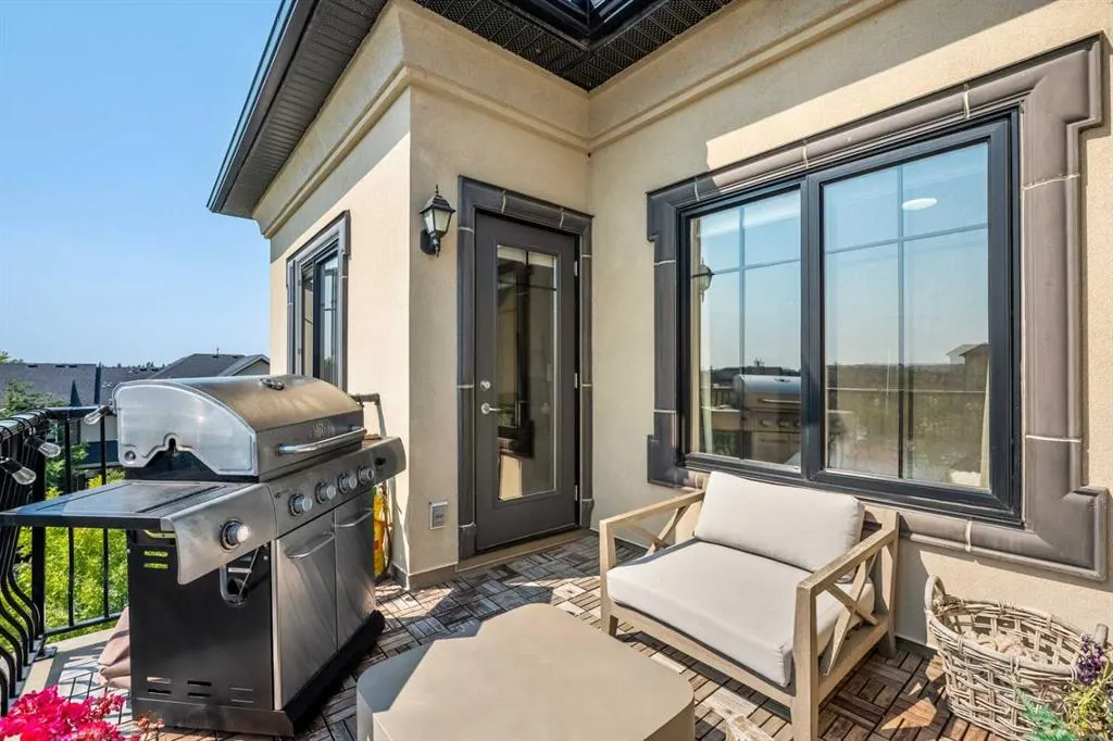 310 Mckenzie Towne Gate SE, #1403