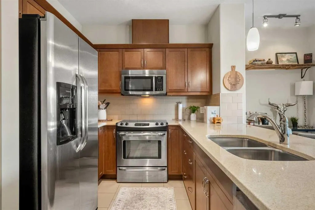 310 Mckenzie Towne Gate SE, #1403