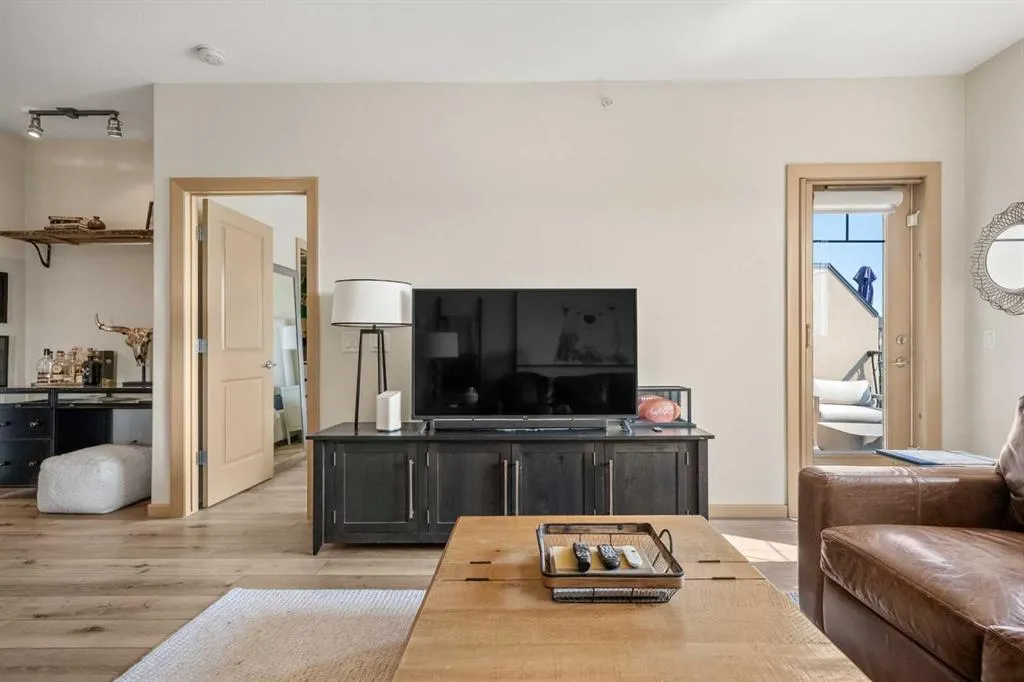 310 Mckenzie Towne Gate SE, #1403
