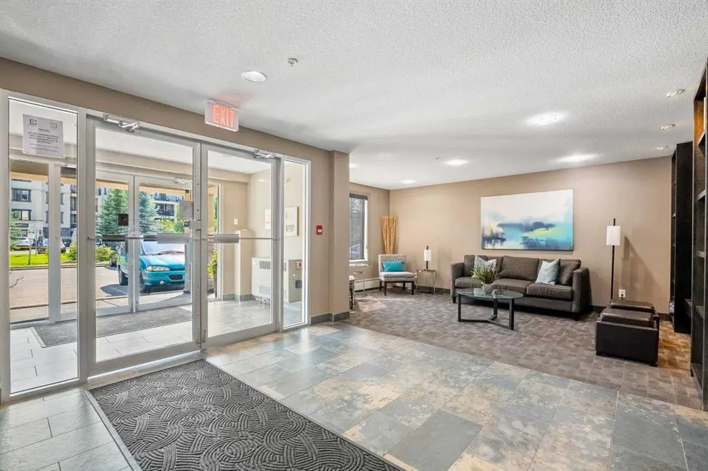 310 Mckenzie Towne Gate SE, #1403