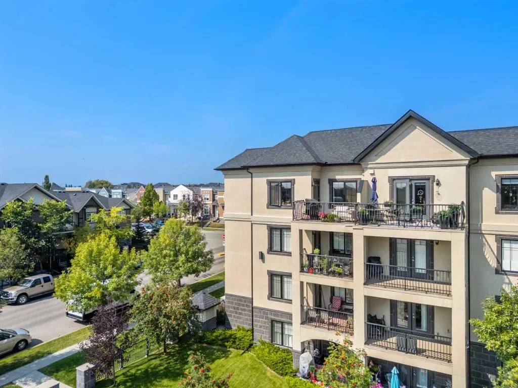 310 Mckenzie Towne Gate SE, #1403