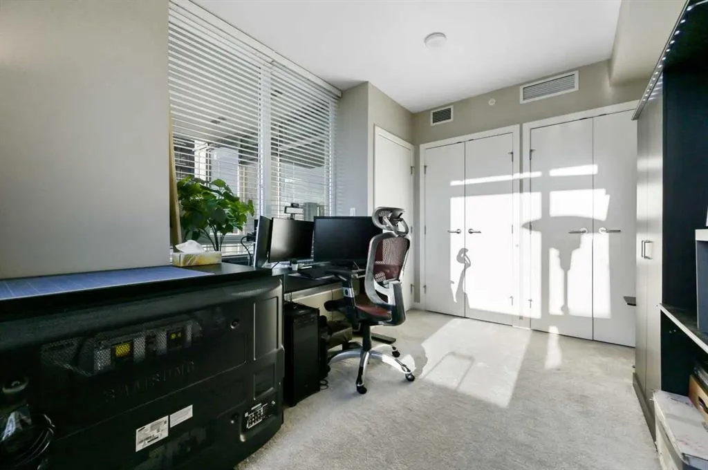 626 14 Avenue SW, #1111