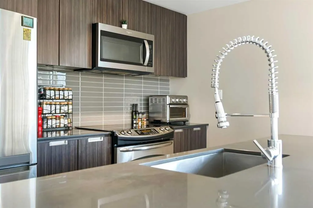 626 14 Avenue SW, #1111