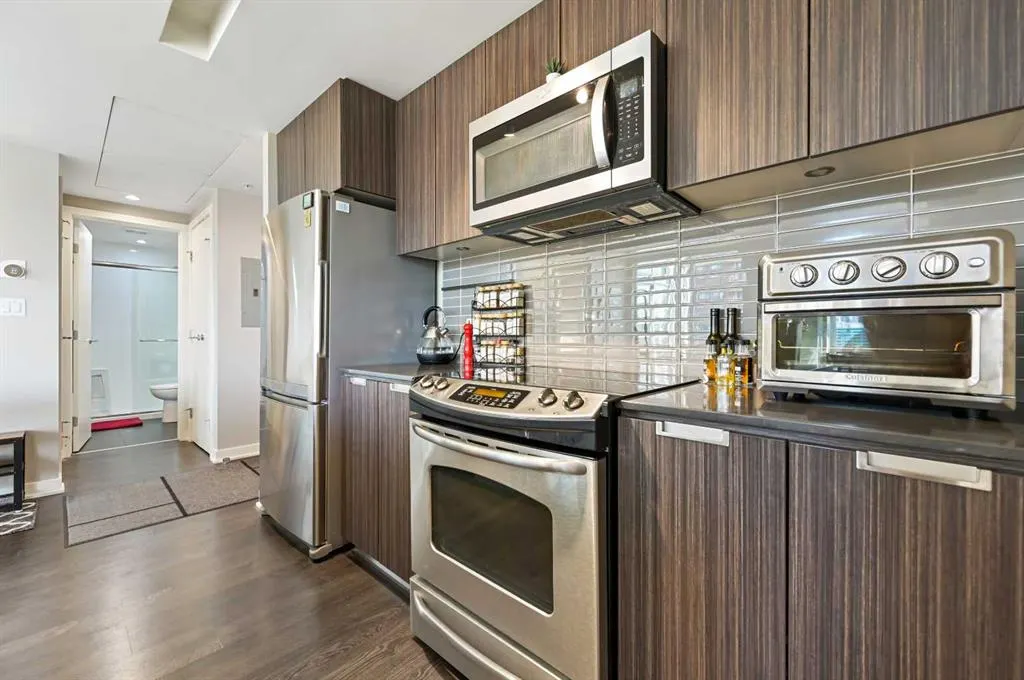 626 14 Avenue SW, #1111
