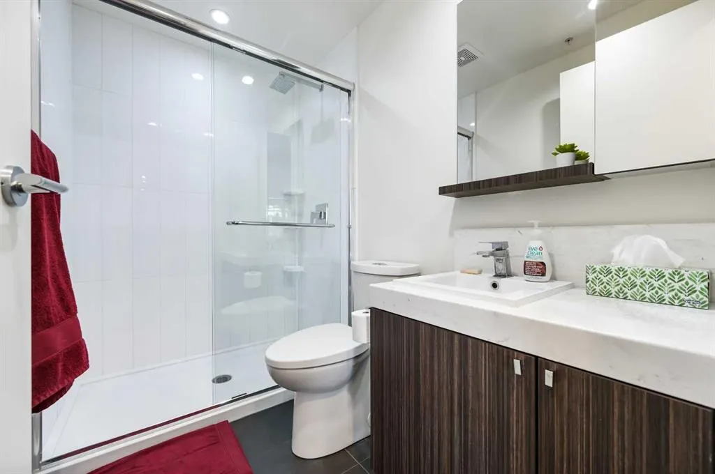 626 14 Avenue SW, #1111