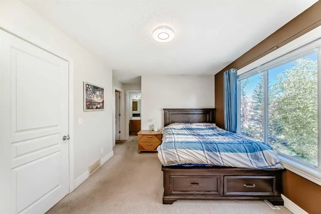 63 Bridleridge Manor SW