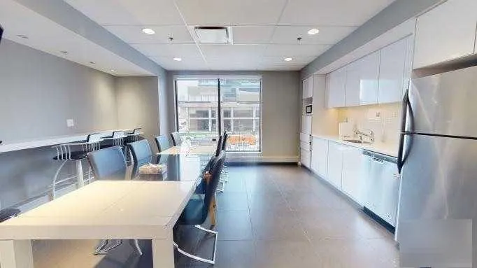 1100 8 Avenue SW, #277